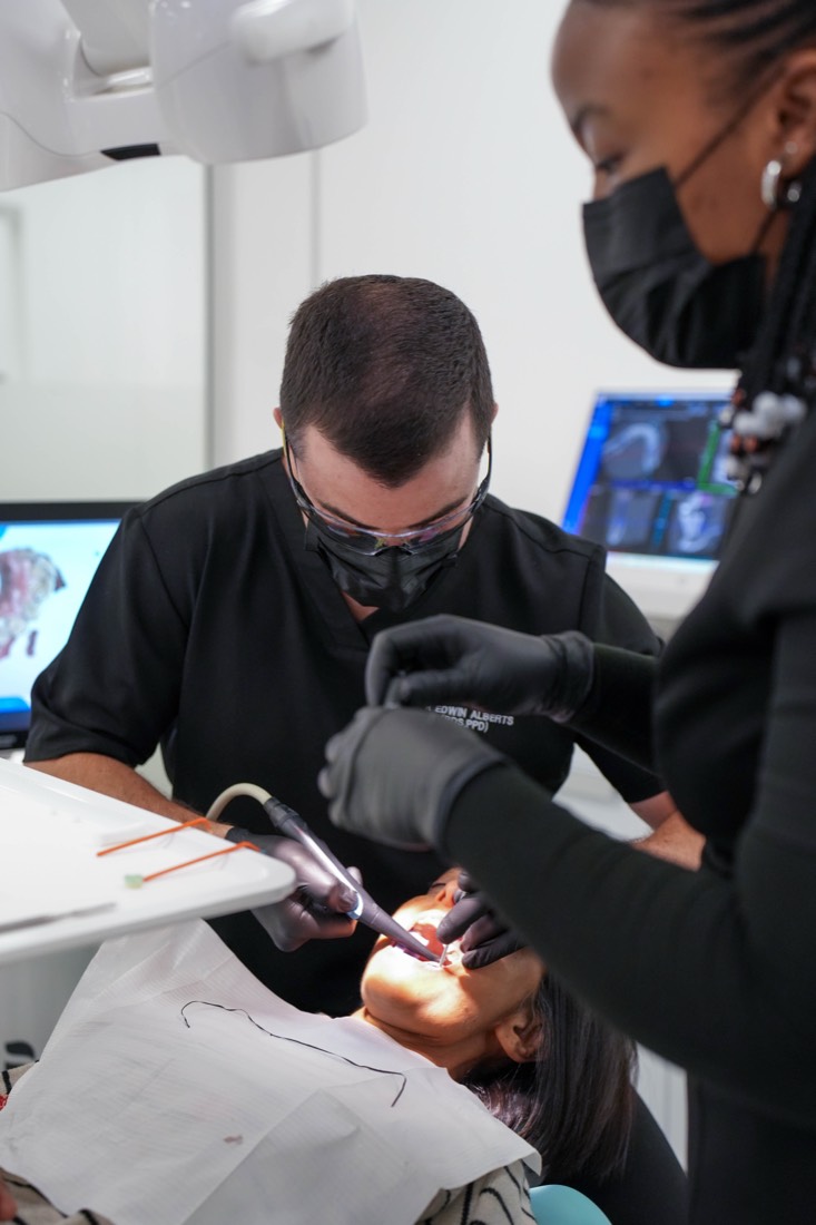 Focused dental treatment at Melrose Dental Studio
