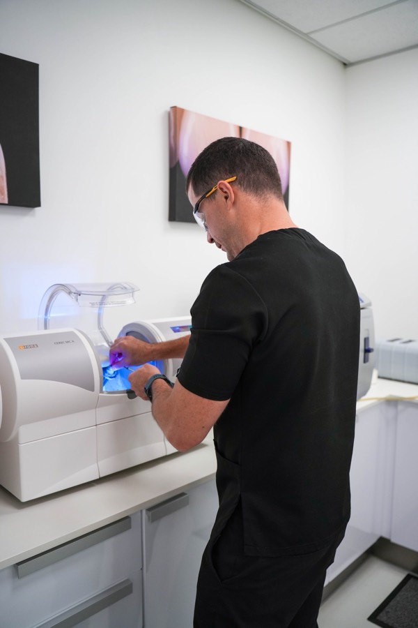 Custom ceramic dental crowns milled with CEREC technology